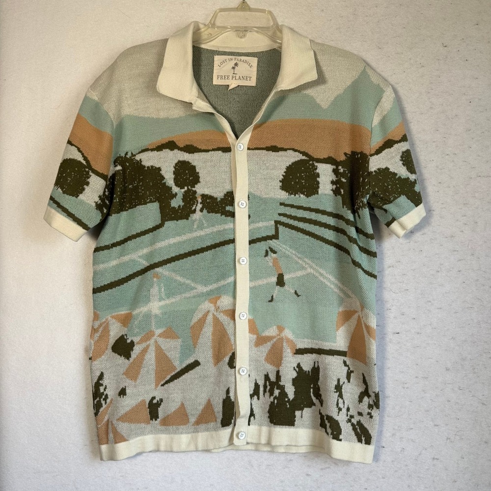 Free Planet Lost in Paradise Tennis Scenic Knit Button Down Shirt Mens Medium